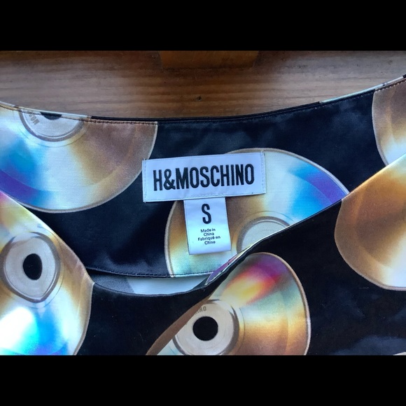 H&M Moschino Crop Top - Picture 2 of 5